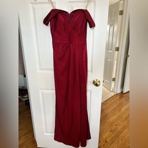 Faviana size 4 dark red dress